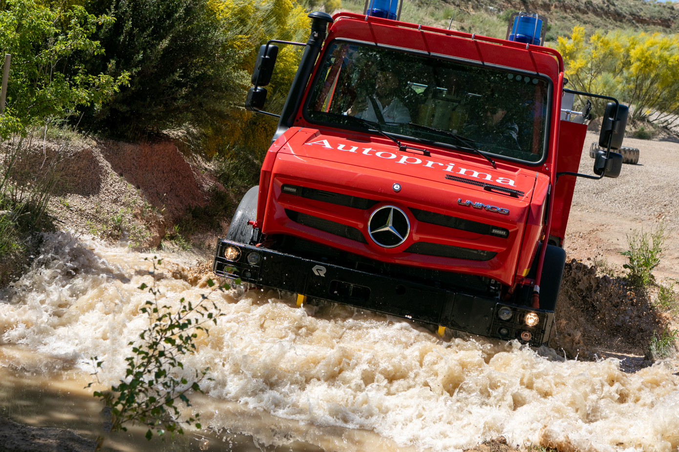 Jornadas de Conducción de Unimog en los Monegros