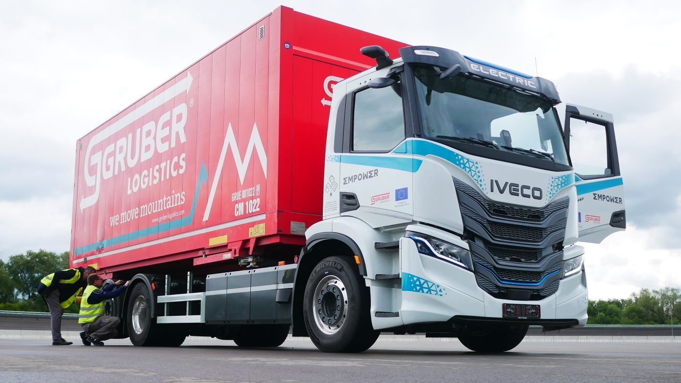 IVECO, Gruber Logistics y AIT aliados en el proyecto EMPOWER