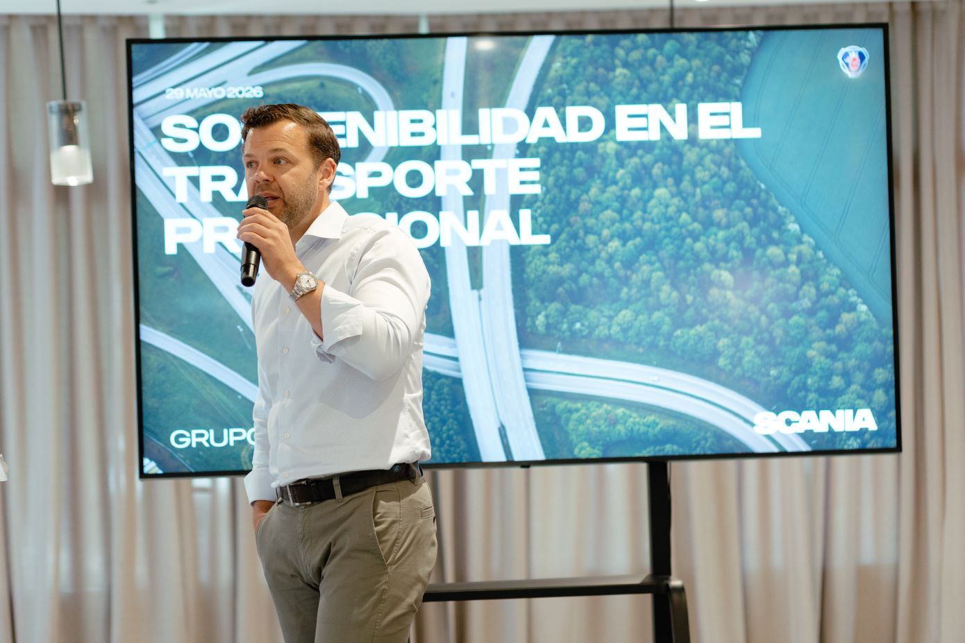 Scania y Grupo Peinado impulsan la sostenibilidad en el transporte