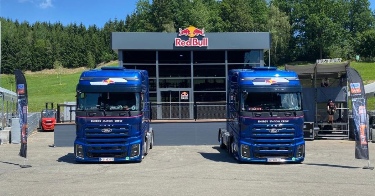 23 Ford Trucks F-Max para Red Bull
