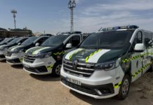 70 Renault Trucks Trafic Red Edition para la Guardia Civil